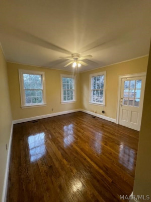 3418 Wellington Road