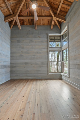 180 GRAYS FERRY Road