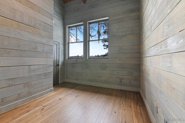 180 GRAYS FERRY Road