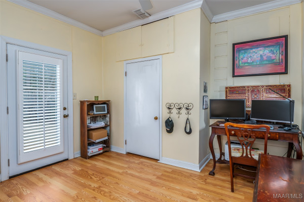 1028 Magnolia Curve