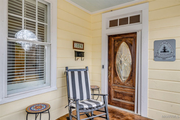 1028 Magnolia Curve