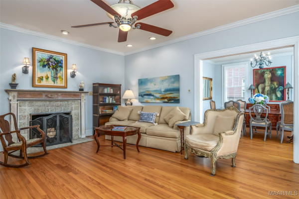 1028 Magnolia Curve