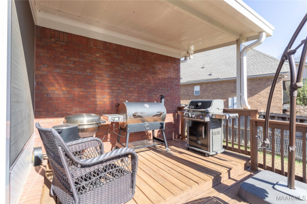 145 E Poplar Street