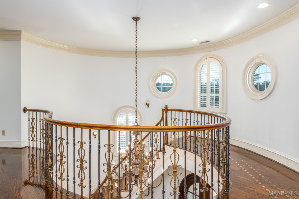 9861 WYNCREST Circle