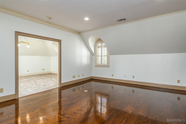 9861 WYNCREST Circle