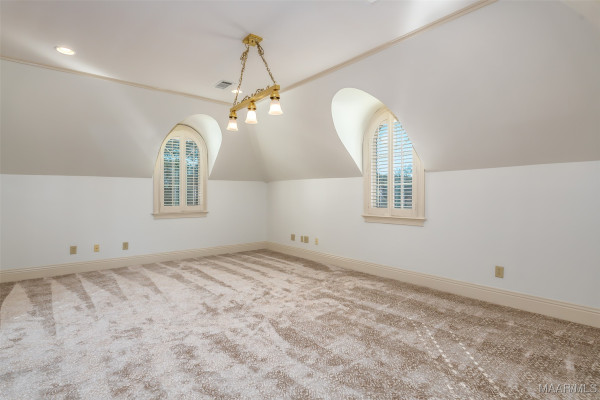 9861 WYNCREST Circle