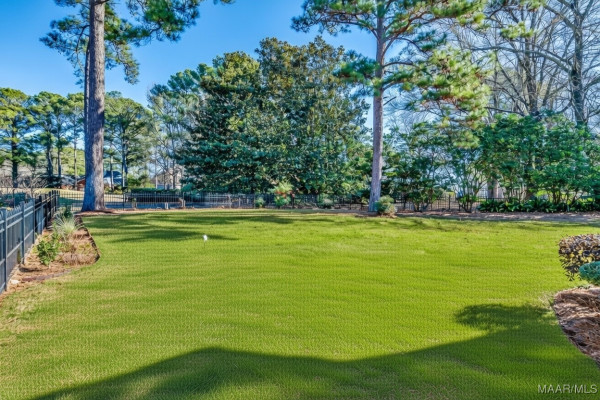 9861 WYNCREST Circle