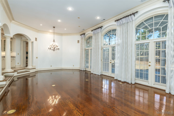 9861 WYNCREST Circle