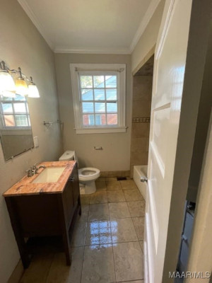 2339 ST CHARLES Avenue