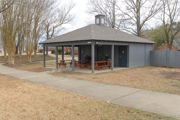 8719 Chalmers Court
