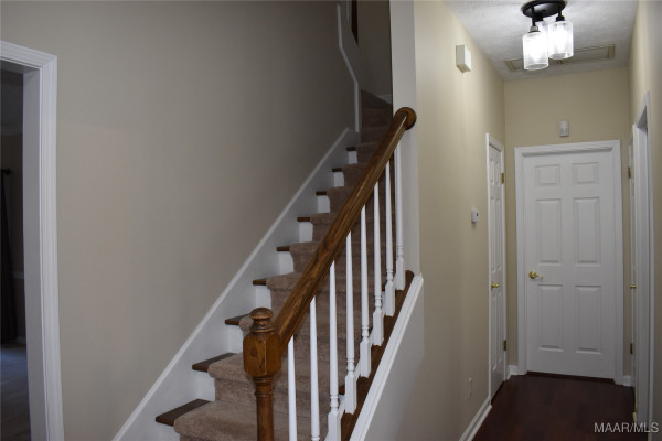 6419 MERRITT Court