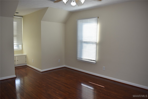 6419 MERRITT Court