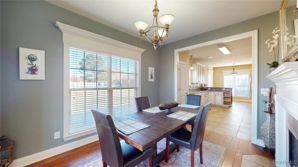 1744 MEADOWBROOK Drive