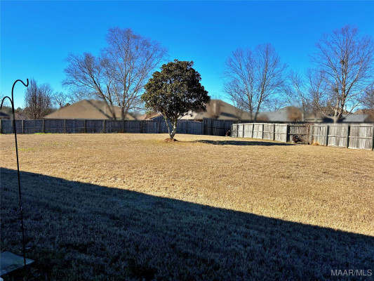 1744 MEADOWBROOK Drive