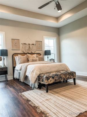 1379 Barret Park Way