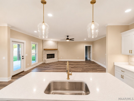 102 Trotter's View Road