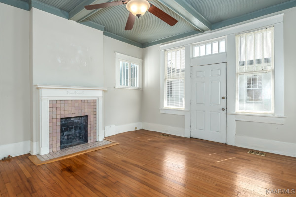 951 CLOVERDALE Road