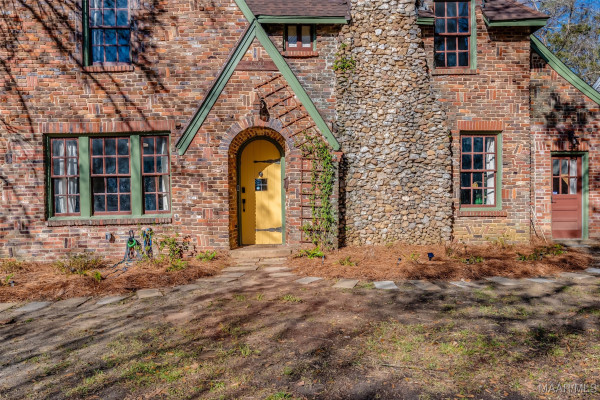 1201 MAGNOLIA Curve
