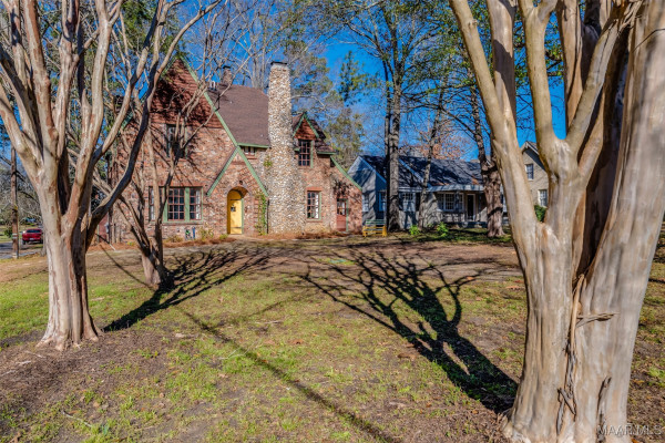 1201 MAGNOLIA Curve