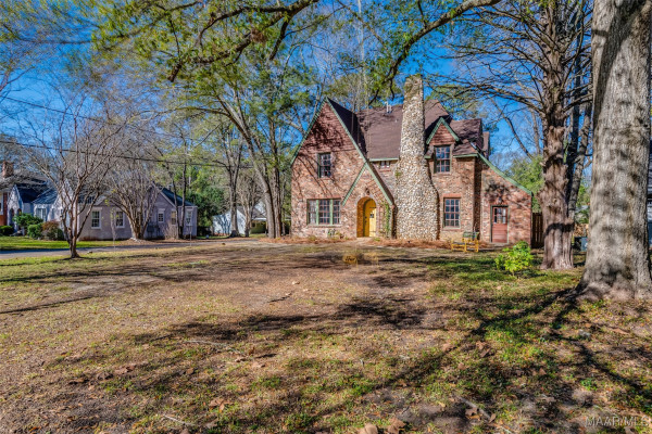 1201 MAGNOLIA Curve
