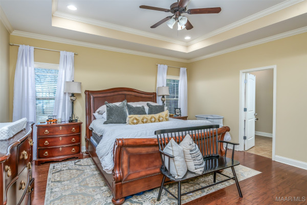 1625 Bon Terre Boulevard