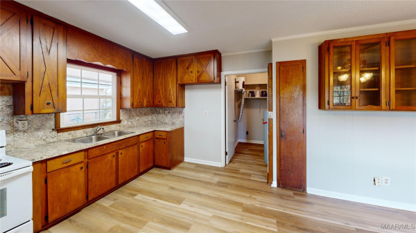 112 BETH MANOR Drive