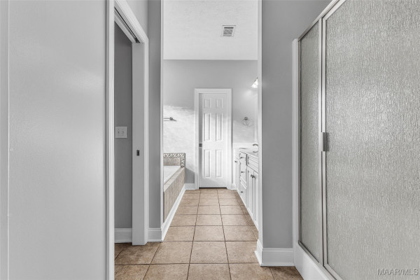 97 BRECKENRIDGE Court