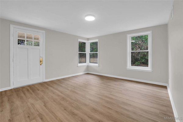 3735 Dalraida Terrace