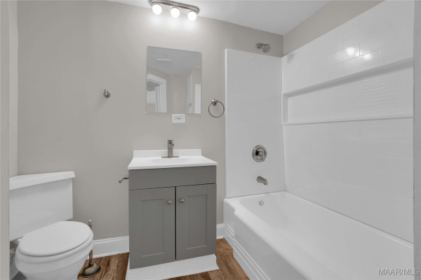 3735 Dalraida Terrace