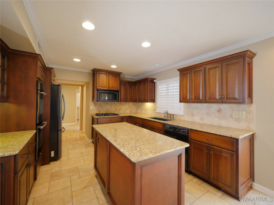 1800 Wentworth Drive