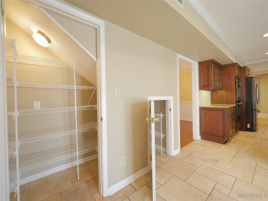 1800 Wentworth Drive