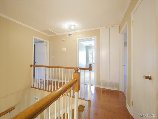 1800 Wentworth Drive