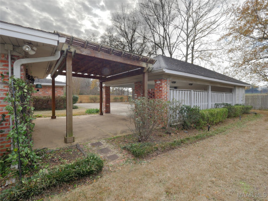 1800 Wentworth Drive