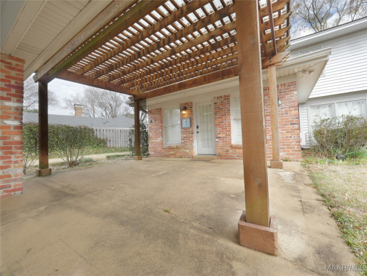 1800 Wentworth Drive