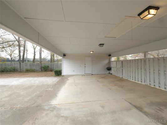 1800 Wentworth Drive