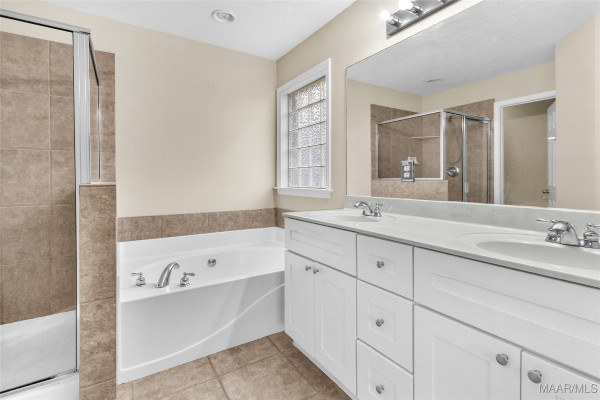 9212 HARRINGTON Circle