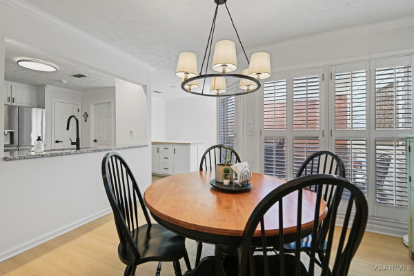 6504 Gloucester Mews