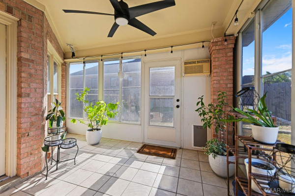 6504 Gloucester Mews