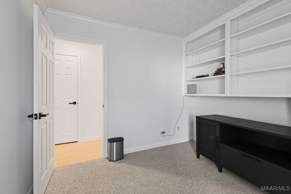 6504 Gloucester Mews