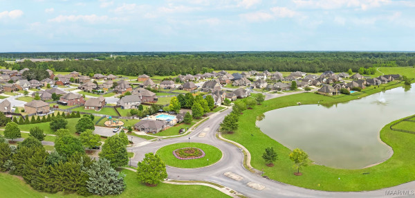 9055 Chastain Park Drive