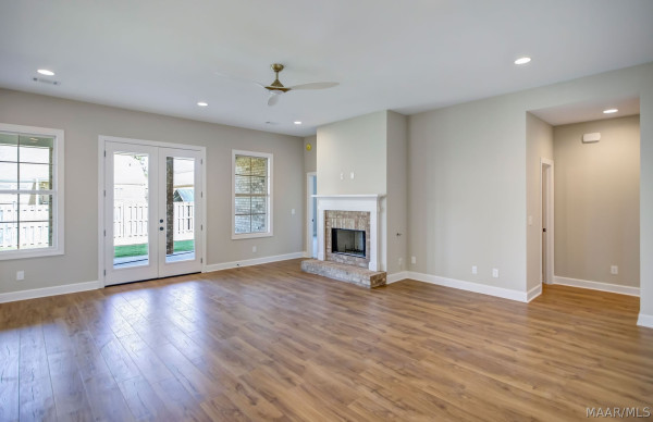 9055 Chastain Park Drive