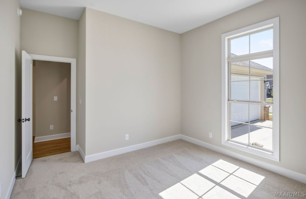 9055 Chastain Park Drive