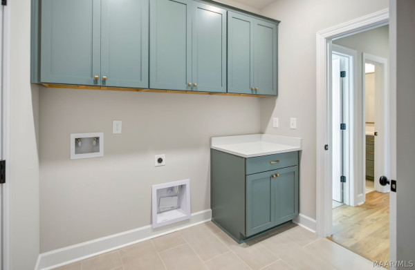 9055 Chastain Park Drive