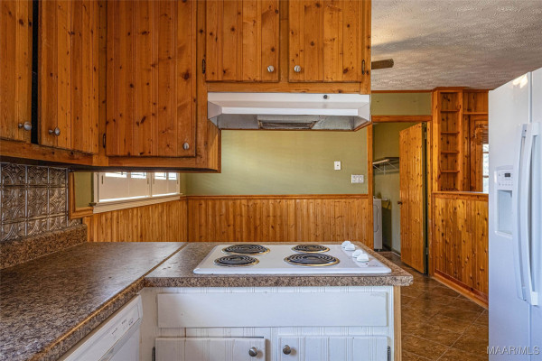 1547 Pine Ridge Road