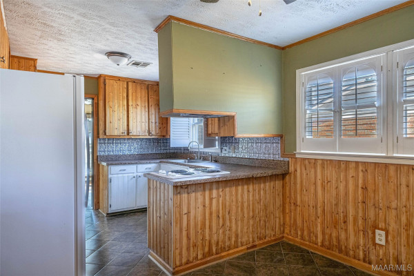 1547 Pine Ridge Road