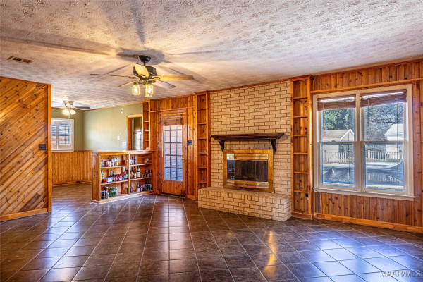 1547 Pine Ridge Road