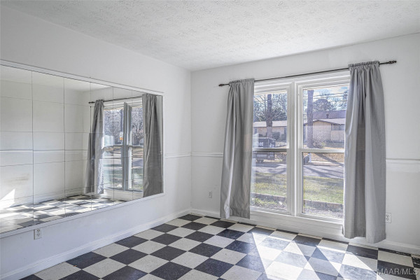 1547 Pine Ridge Road