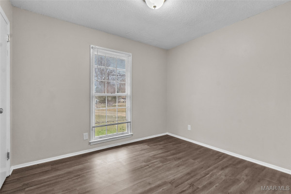 500 Lawndale Lane