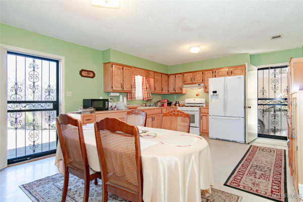 920 County Road 308 .