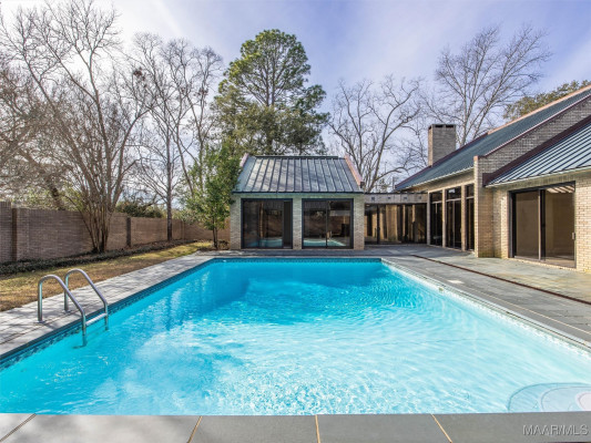 2300 Hawthorn Drive